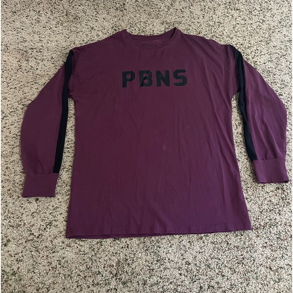 Men’s Alphalete Long sleeve active wear shirt. Size M